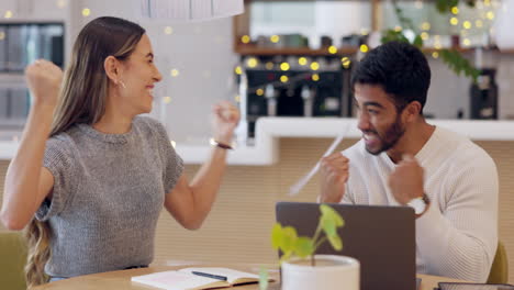 Gente-De-Negocios,-Celebración