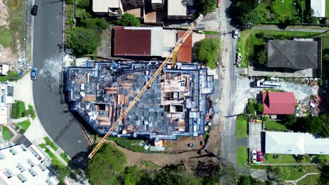 Drone-Paisaje-Aéreo-Construcción-Desarrollo-Sitio-De-Construcción-Con-Grúas-Calle-Residencial-Infraestructura-Industria-Sitio-De-Trabajo-Gosford-Costa-Central-Australia