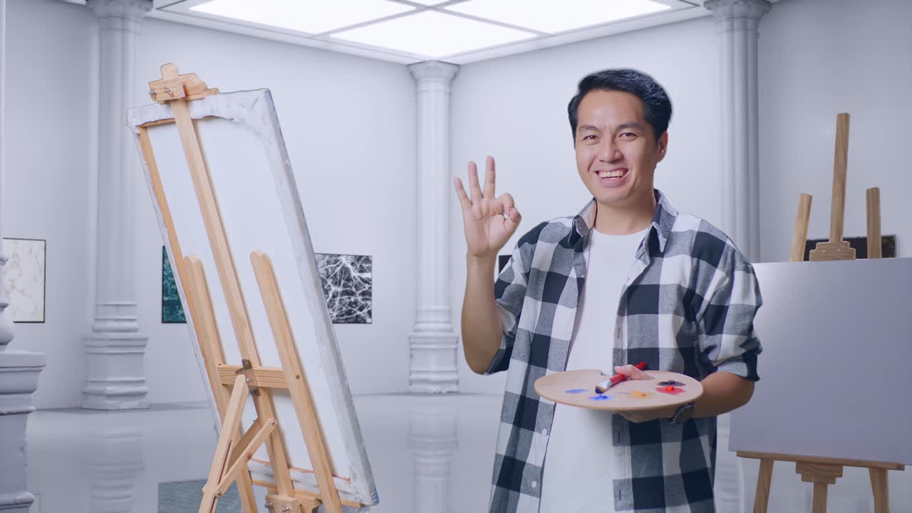 갤러리에서 예술가