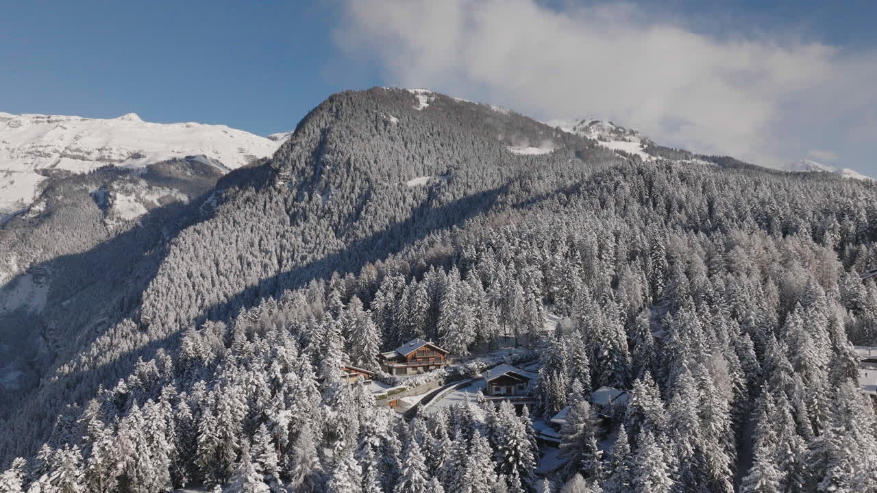 Ripresa aerea in Svizzera sopra la località di Crans Montana, Vallese