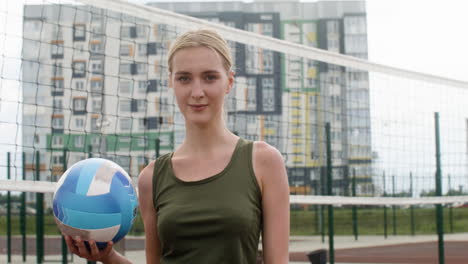 Close-up-view-of-volleyball-player-outdoors