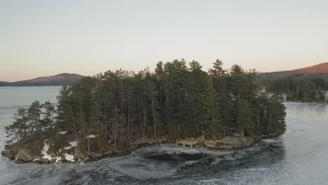 House-in-middle-of-Moosehead-Lake