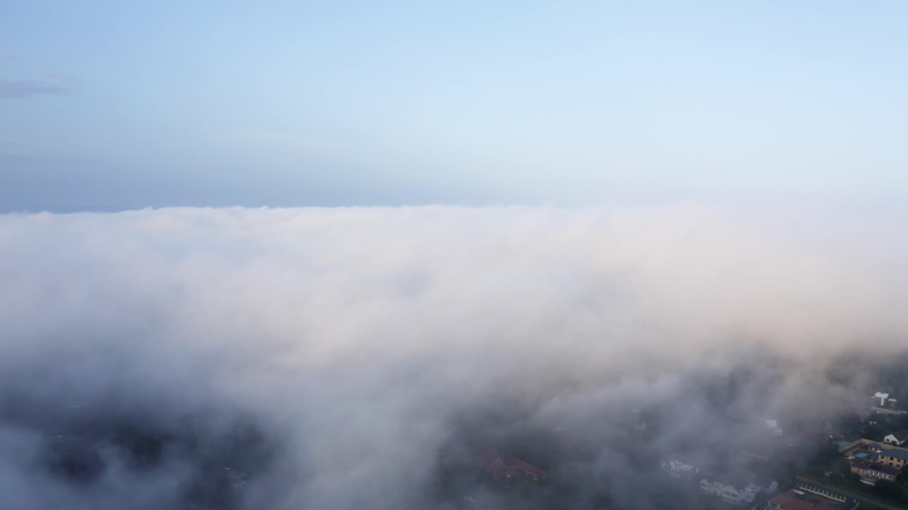 구름 위를 날다