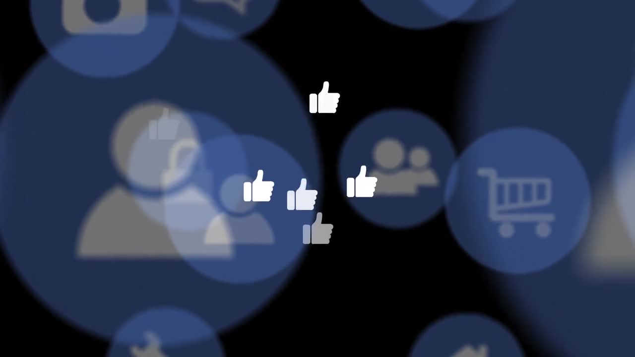 Animazione di icone multimediali su sfondo nero.