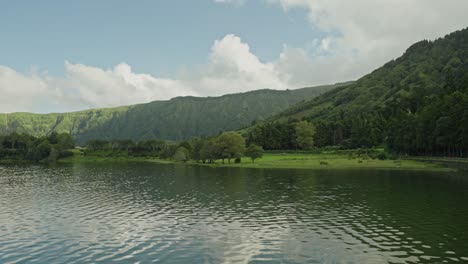 Sete-Cidades'-channel:-View-to-Calm-Azul-Lagoon,-São-Miguel,-Azores