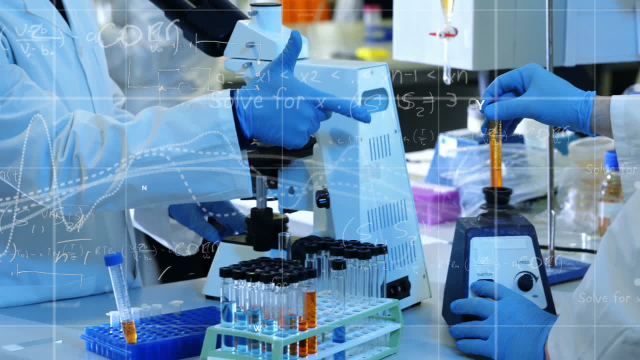animación de ecuaciones matemáticas sobre científicos caucásicos haciendo experimentos