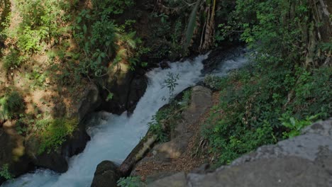SLOW MOTION ZOOM OUT SHOT OF THE POETS CORNER WATERFALL IN URUAPAN MICHOACÁN NATIONAL PARK
