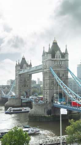 timelapse of tower bridge, london in vertical