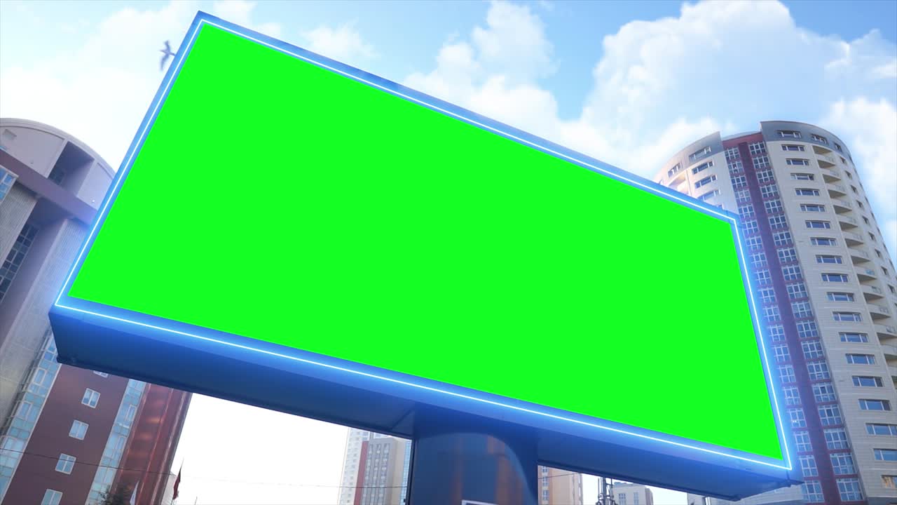 도시, 도시 생활에 대한 녹색 스크린 광고판, 빈 광고 패널, 마케팅을 위한 배너, 크로마 키 빈 표지판.