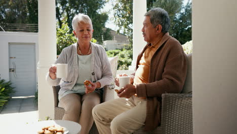 Senior-couple,-drinking-coffee