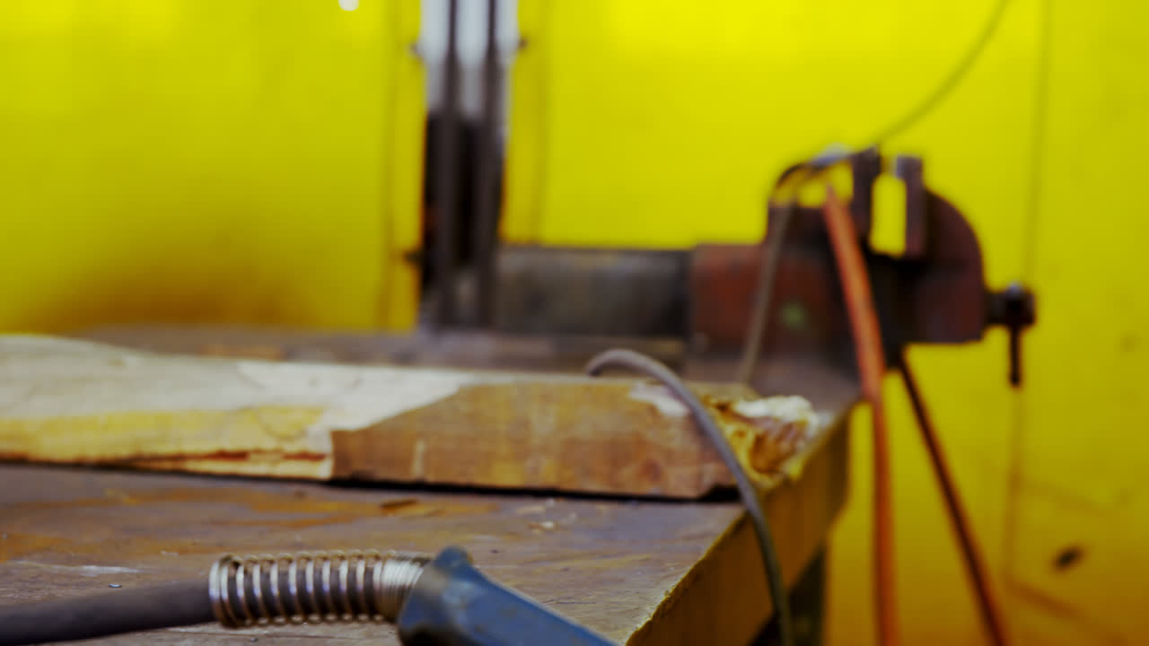 테이블 4k에 용접  ⁇ 불과 기계