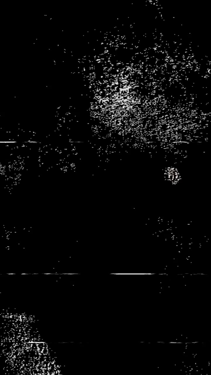 Effetto statico e glitch TV retrò su schermo nero