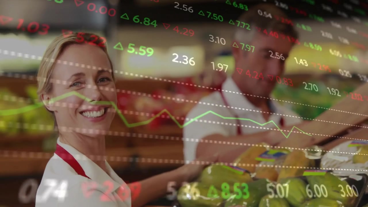 Animación de procesamiento de datos financieros sobre trabajadores caucásicos masculinos y femeninos.