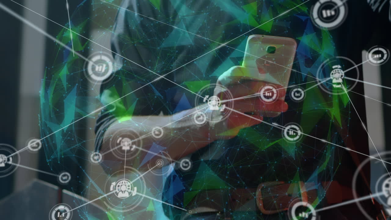 animación de una red de iconos digitales sobre el hombre utilizando un teléfono inteligente