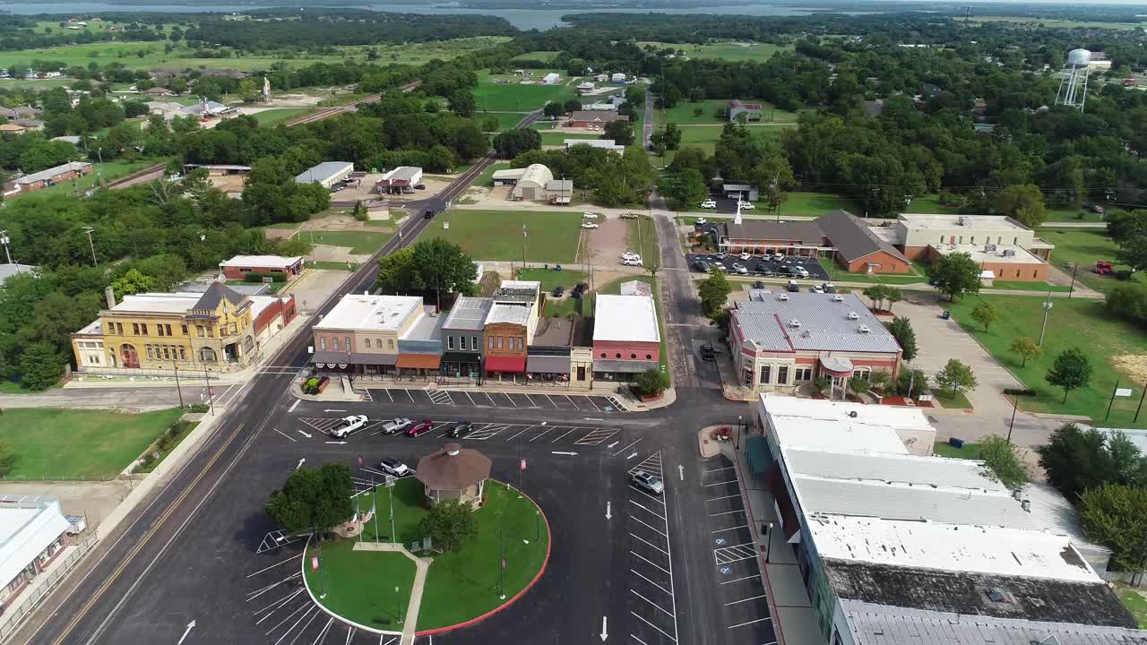 Aerial flight over town square on Pilot Point in Texas