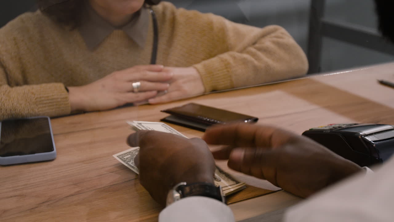 Payment transaction with protective screen