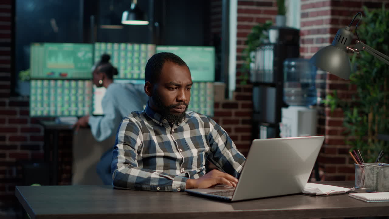 Capital investor using laptop to plan price exchange growth