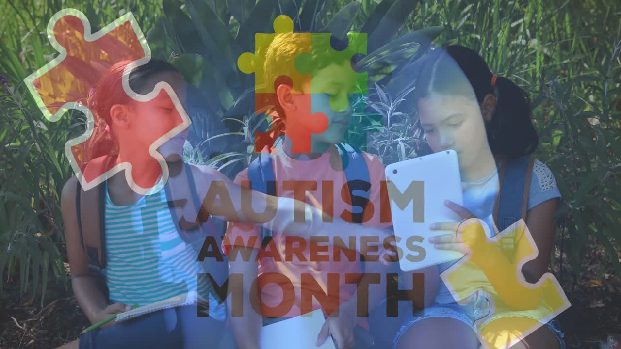 다채로운 퍼즐 조각과 자폐증 텍스트의 애니메이션 어린이 친구들이 전자 장치를 사용합니다.