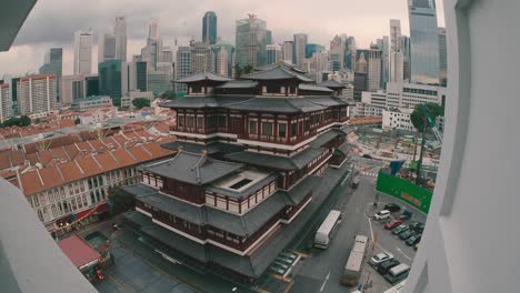 el templo de la reliquia del diente de buda en singapur