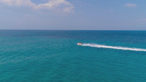 aventuras de jet ski cuatro impresionante océano