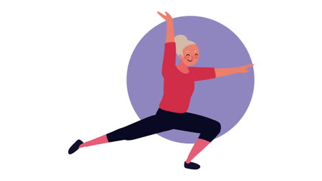 anciana practicando animación de ejercicios