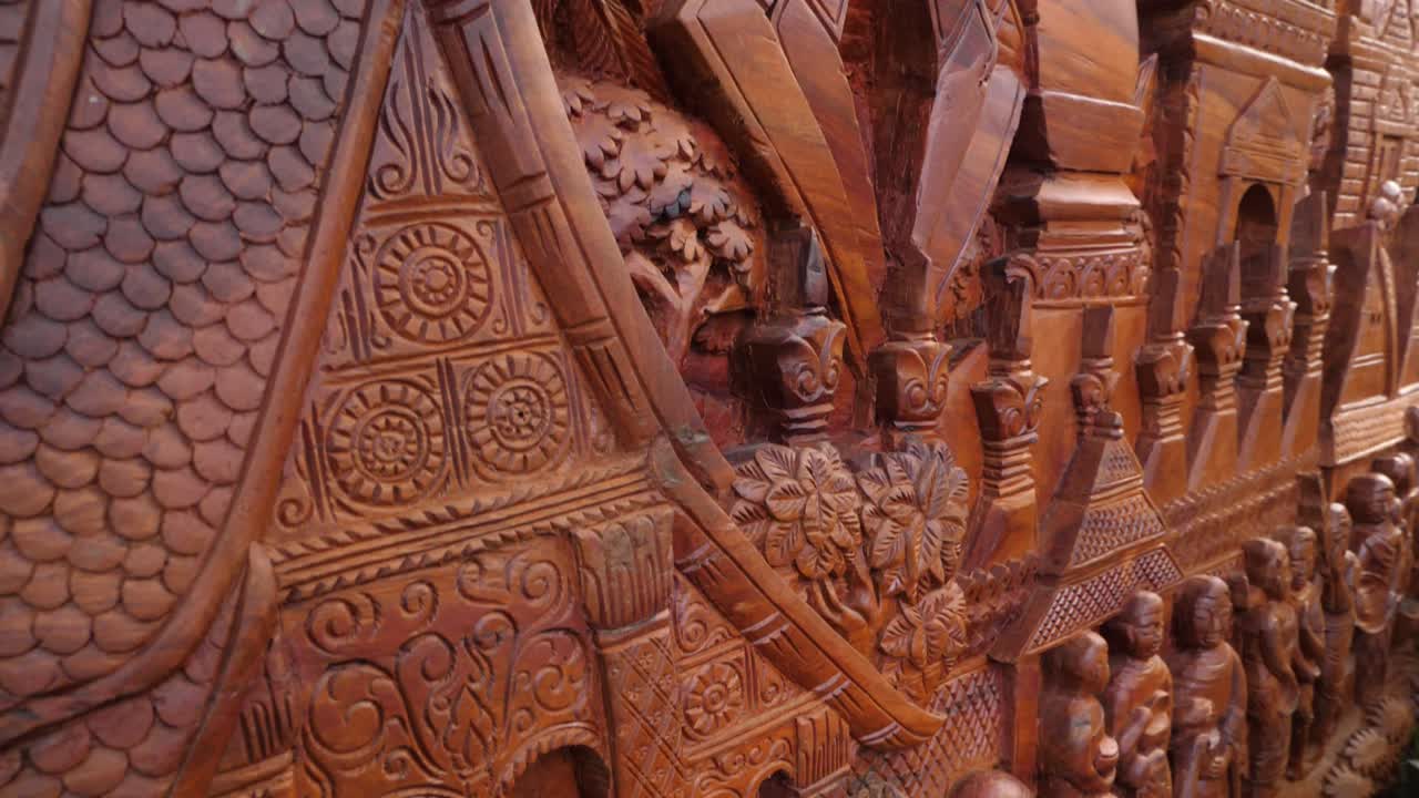 Carving Wooden, Slow Motion