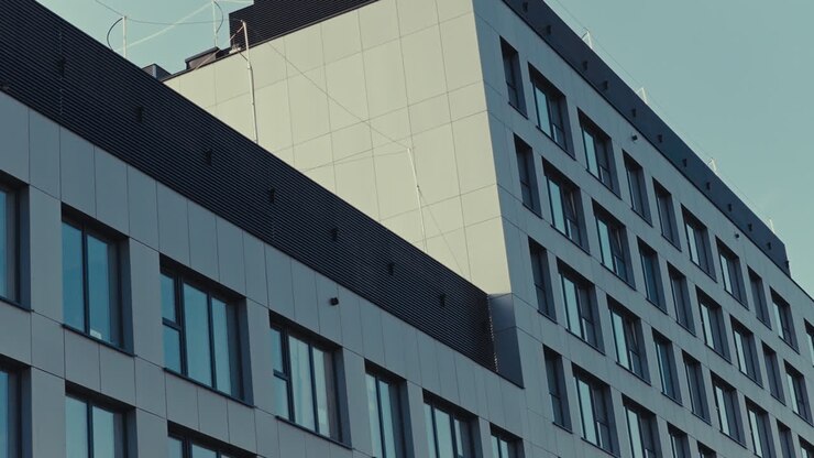 Facciata di un edificio di appartamenti moderno