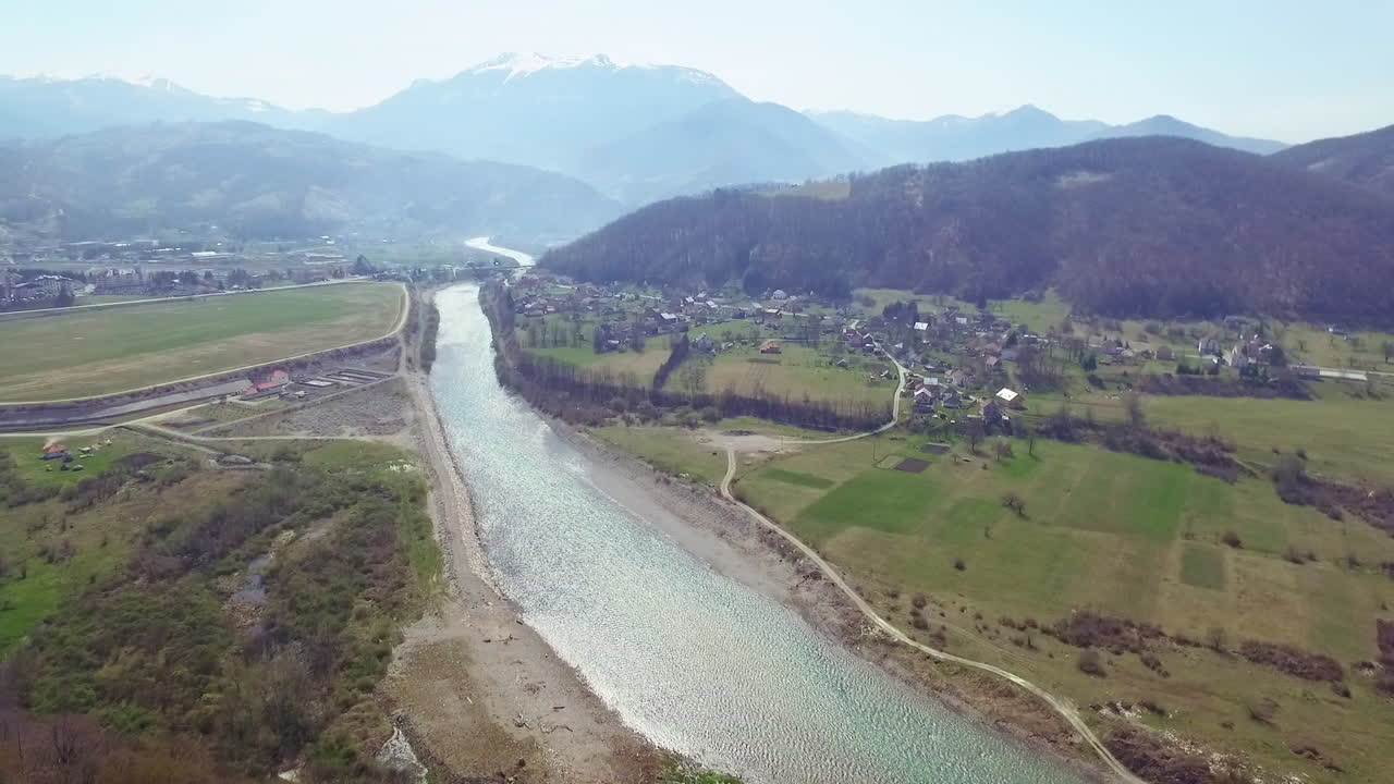 코소보 강 조감도