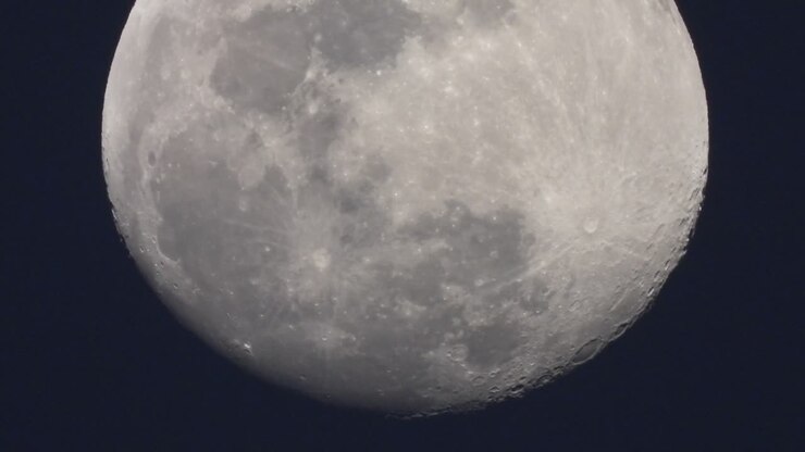 Lua linda - close-up - nítida
