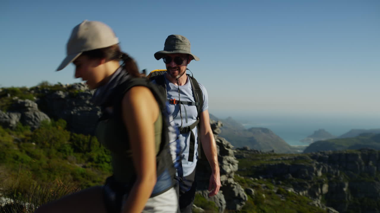 explorando los mundos desconocidos