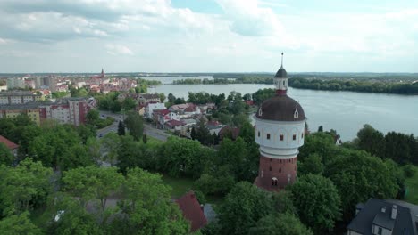 Water-tower-of-Elk,-in-Mazury,-region-of-the-1000-lakes,-german-architecture