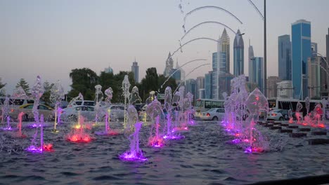 dubai fountain at dusk
