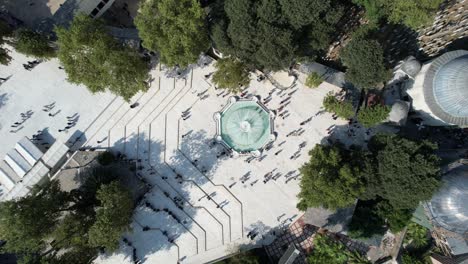 el patio de una mezquita histórica imagen de dron