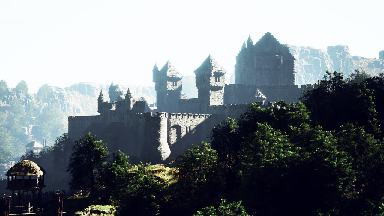 언덕 위의 공원과 함께 오래된 성의 아름다운 드론 전망