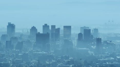 animación de formas que se mueven sobre el paisaje urbano