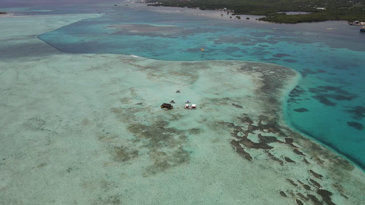 el mar de los siete colores