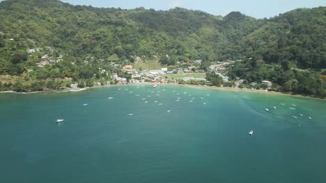 Charlotteville,-Tobago-Increíble-Vista-Aérea-De-Este-Pueblo-De-Pescadores-En-La-Isla-Tropical-De-Tobago