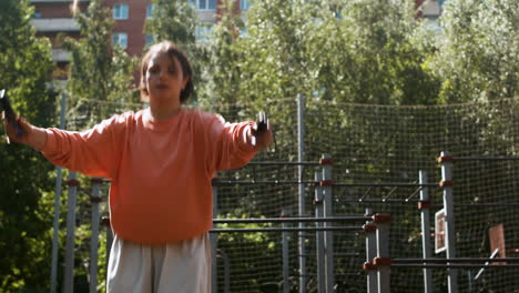 woman jumping rope