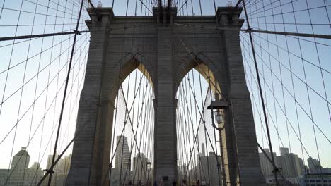 brooklyn bridge in new york city