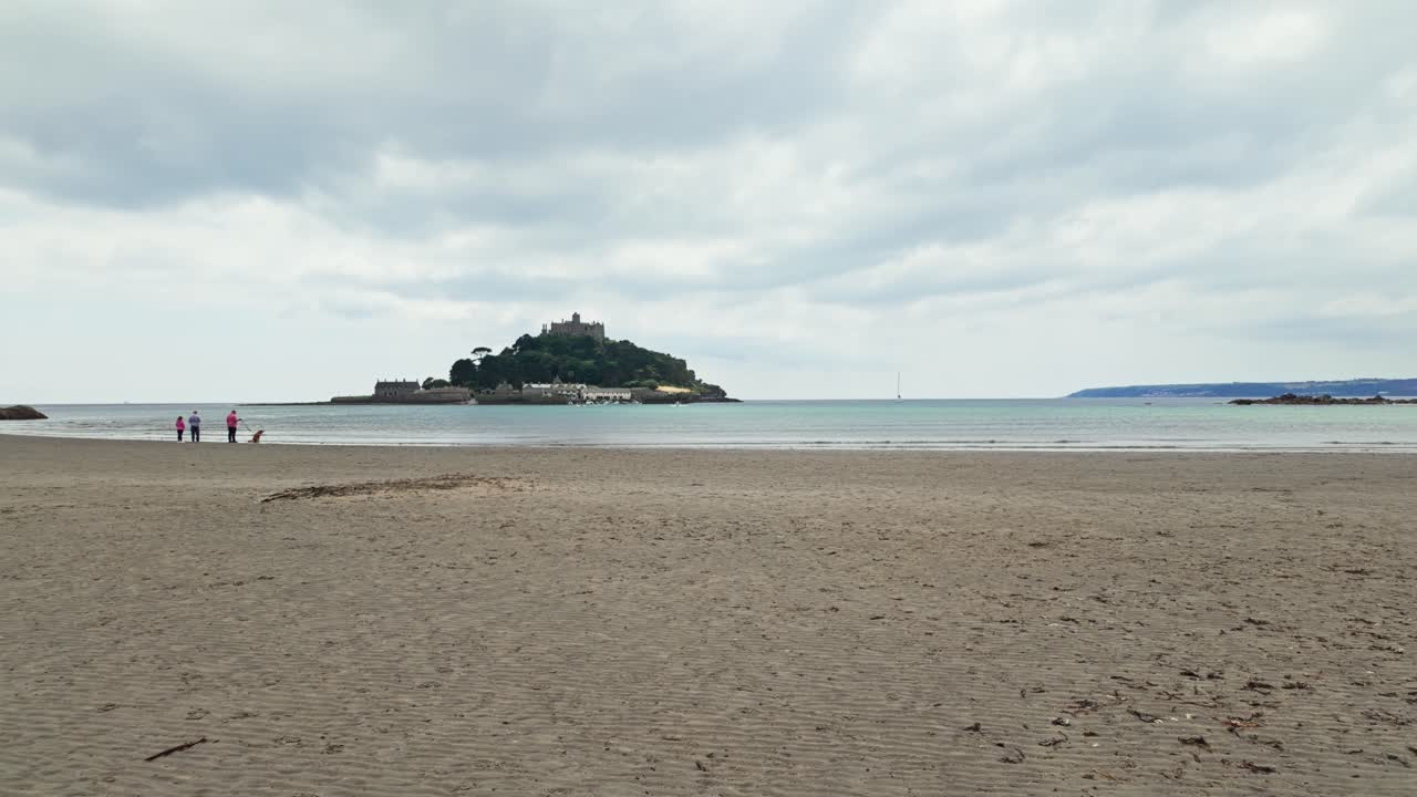 St Michael's Mount, Marazion Beach, Cornwall , UK