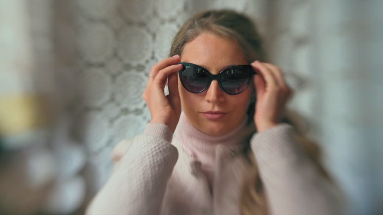 Brunette woman wearing sunglasses