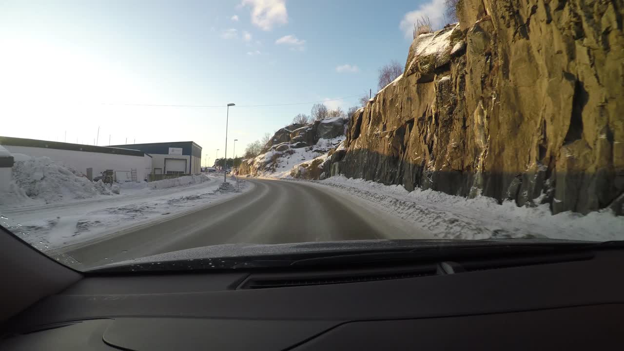 el amanecer y el atardecer ocurren al mismo tiempo, en el norte de la tierra.