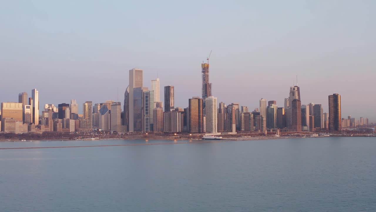 Vista aérea desde el lago Michigan del horizonte de Chicago
