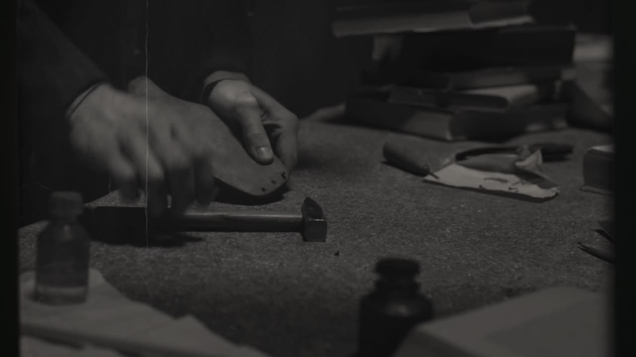 artesano vintage en el trabajo