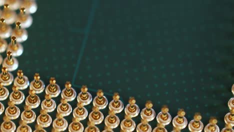 pines de oro de la cpu, vista muy cercana del hardware de la computadora