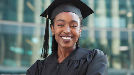 cara, graciosa y mujer negra con graduación