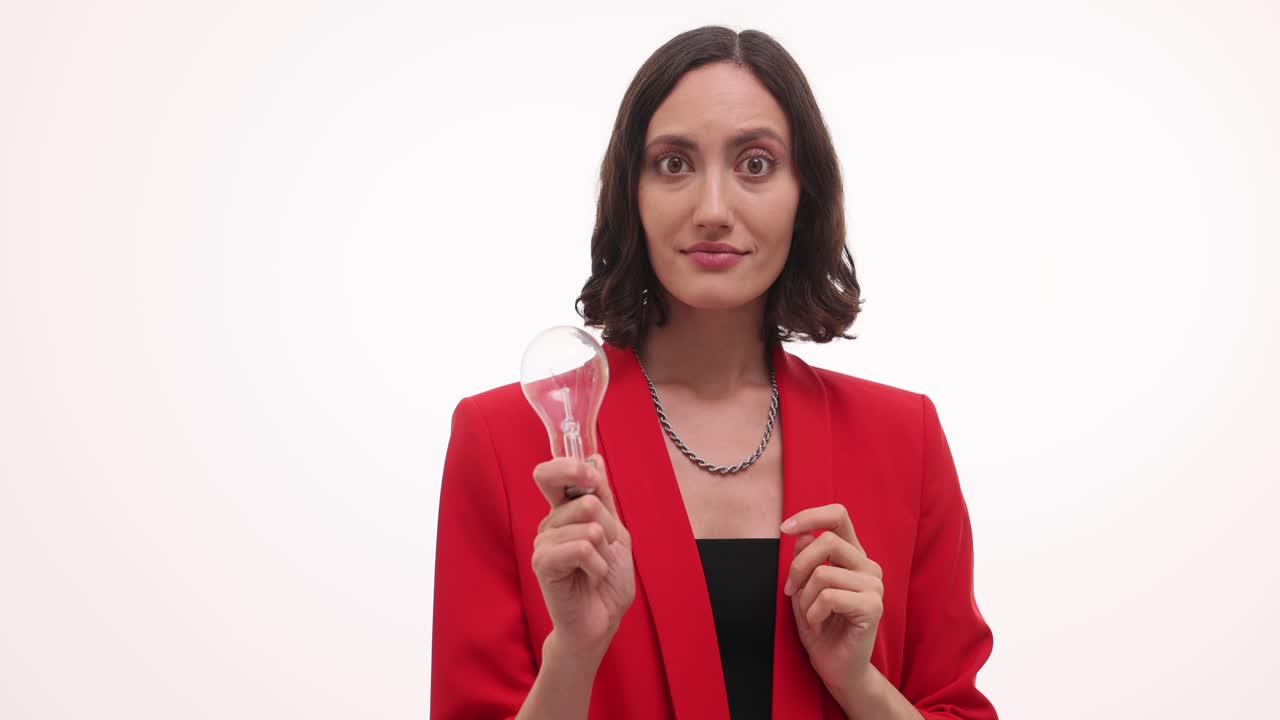 Woman's journey from surprise to a lightbulb moment of idea