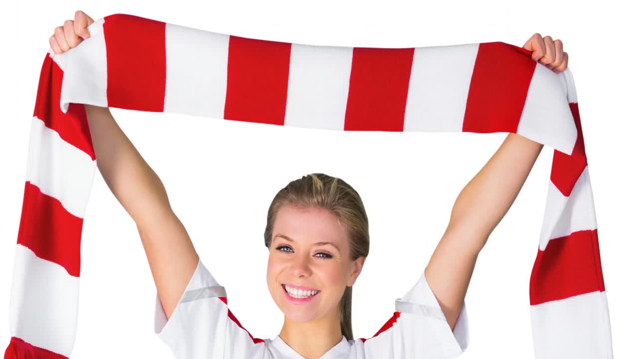animación de una fanática deportiva sonriente con una bufanda roja y blanca, sobre un fondo blanco