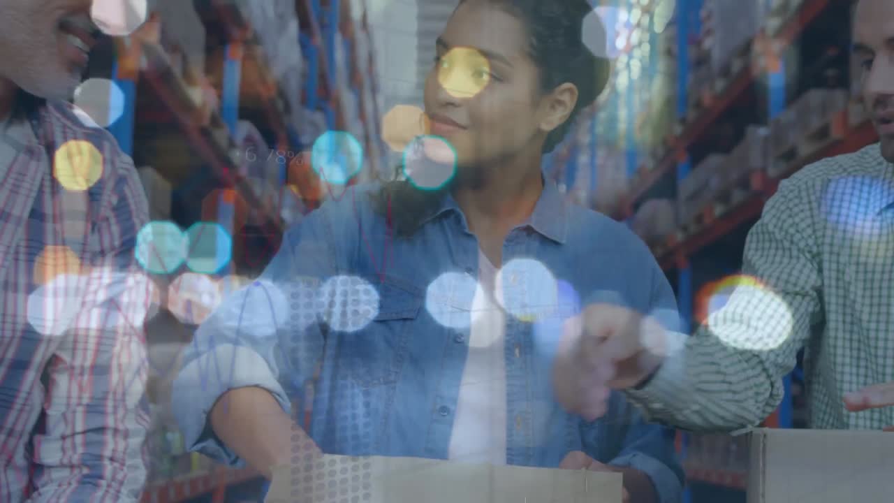 animación de luces sobre las personas que trabajan en el almacén