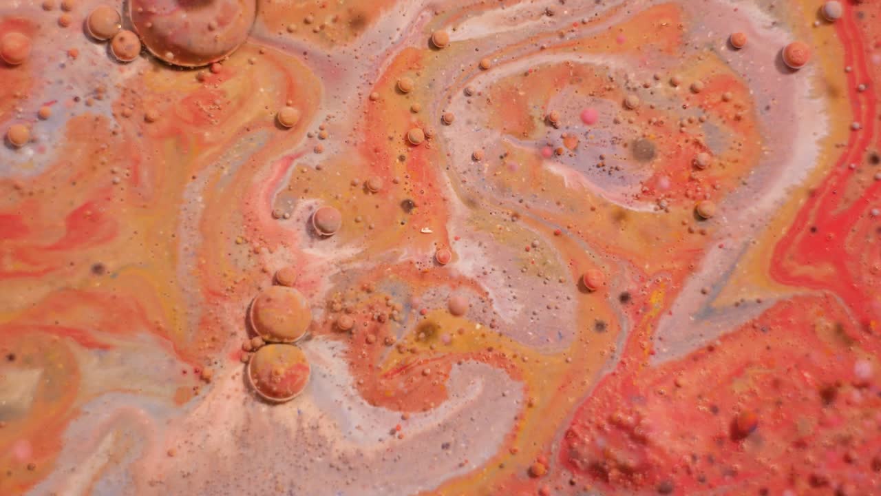 거품을 가진 추상적인 유체 예술